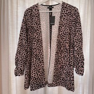NWT Torrid leopard crepe flyaway blazer